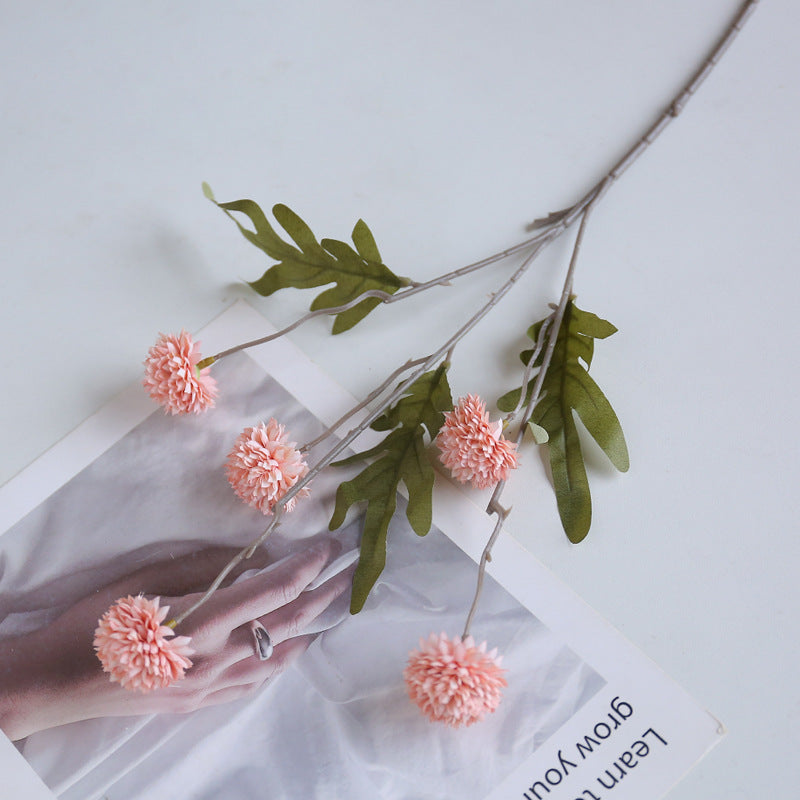 Künstliches Blumenarrangement mit Chrysanthemen & Eukalyptus